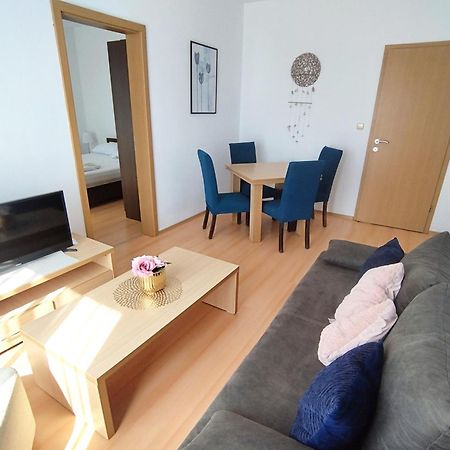 New Line Village Apartments Slântsjev Brjag Eksteriør bilde