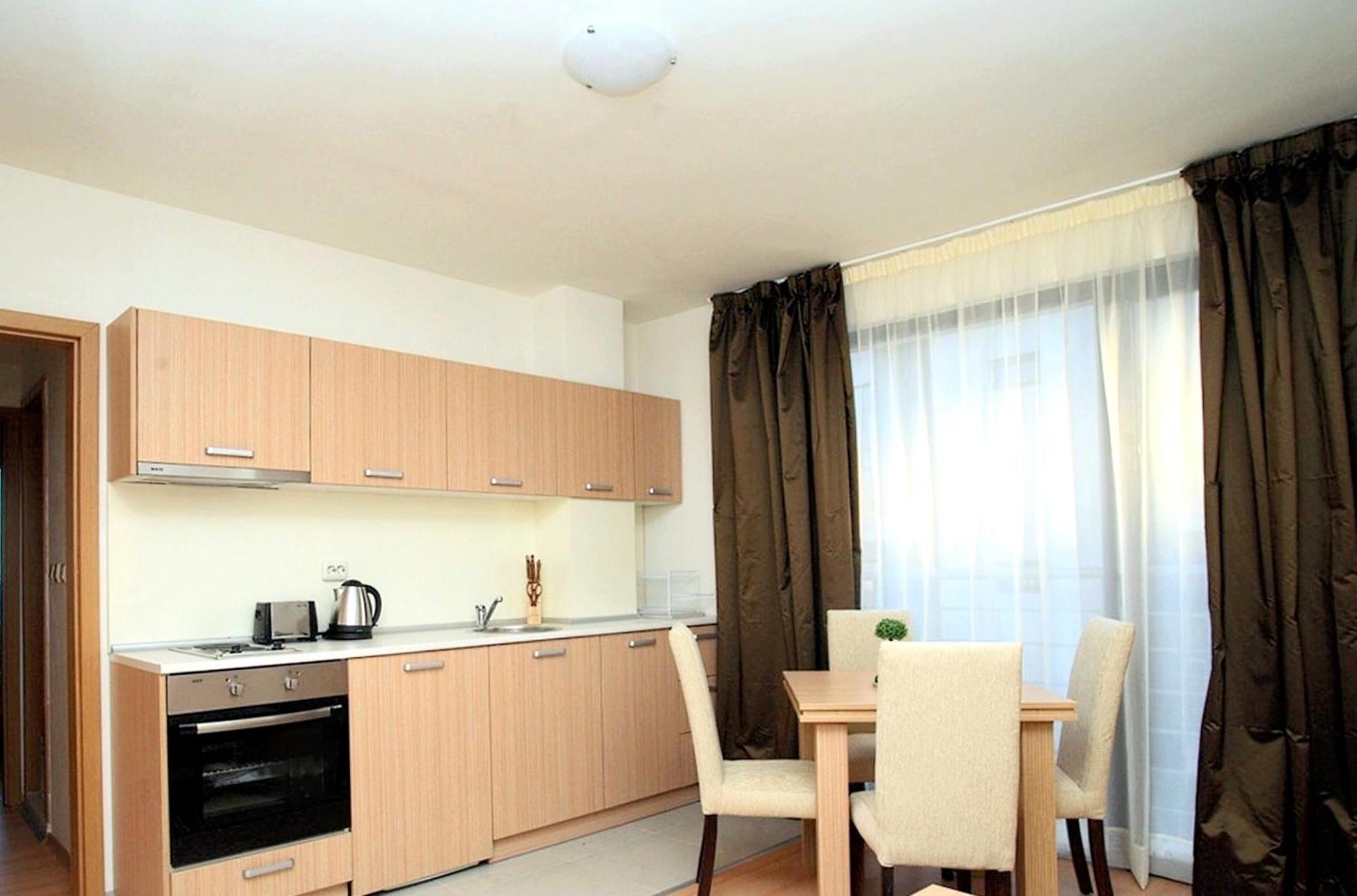 New Line Village Apartments Slântsjev Brjag Rom bilde